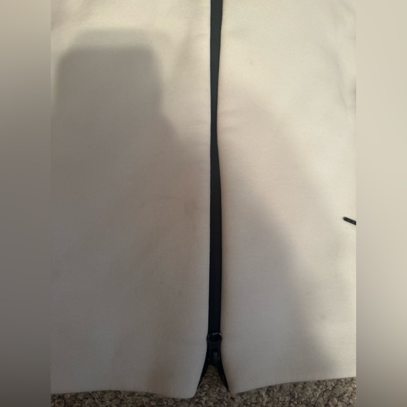 Nike Sportswear Tech Fleece Windrunner Full-Zip Hoodie - Picture 5 of 5